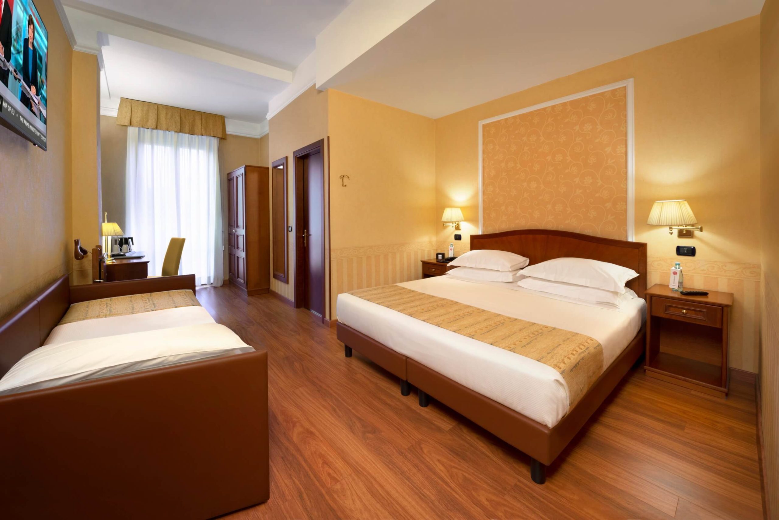 camera-tripla-lancaster-hotel-milano-01